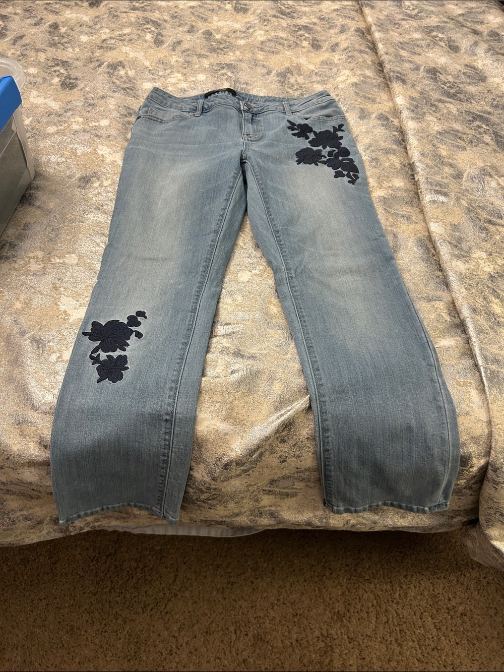 Simply Vera Vera Wang Light Blue Flare Jeans with Navy Floral Applique